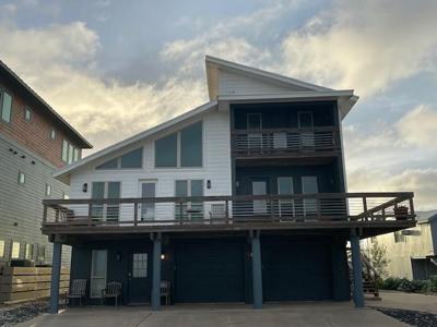 236 Dolphin Lane