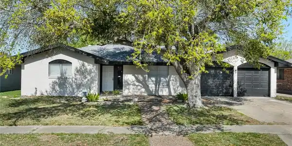 1134 Alexandria Drive