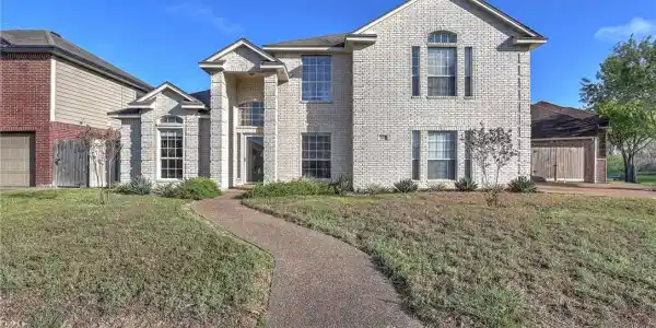 7417 Lake Micala Drive