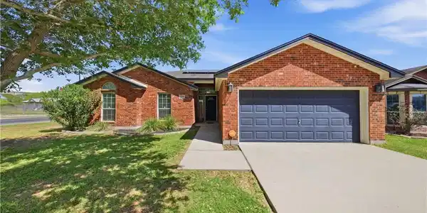 3338 Wood Creek Drive