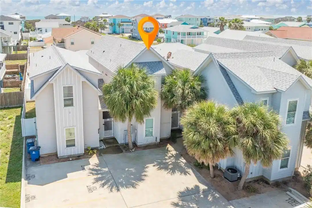 Image 1: Left Center unit by the pool