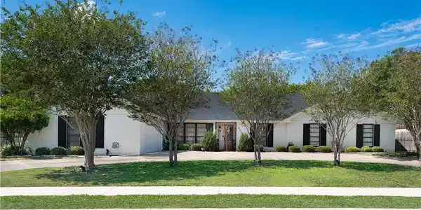 6425 Long Meadow Drive