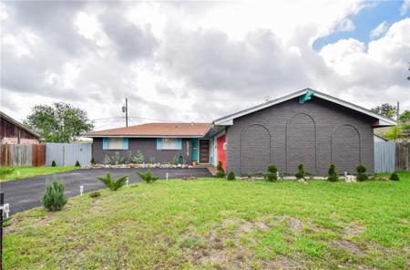 5218 Hitching Post