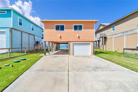 14 Belaire Drive