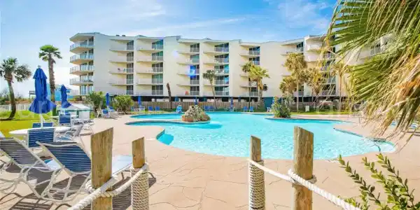 800 Sandcastle Drive