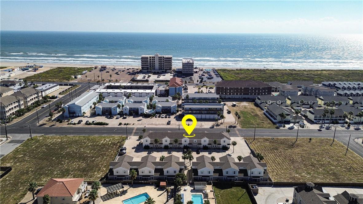 Image 3: One block from the beach