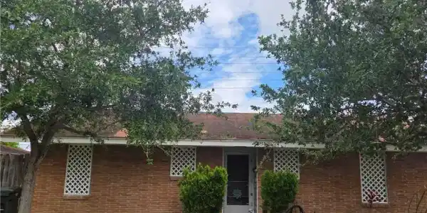 1650 Pinewood Drive