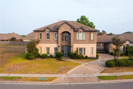 307 Inverness Drive