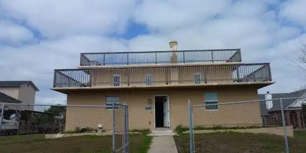 3842 Lynda Lee Drive
