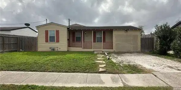1429 Date Street