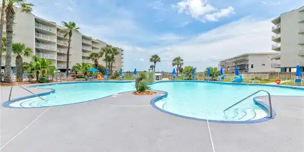 800 Sandcastle Drive