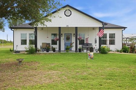 36 W Green Oak