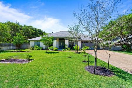 112 Poquito Drive