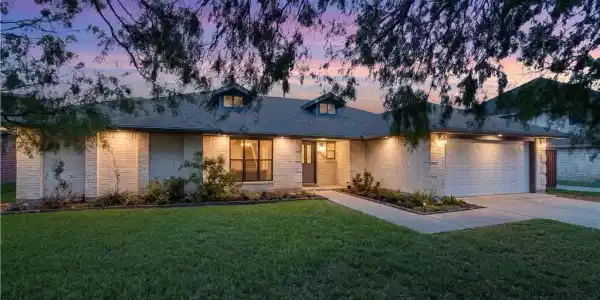 6642 Mountain Wood Drive