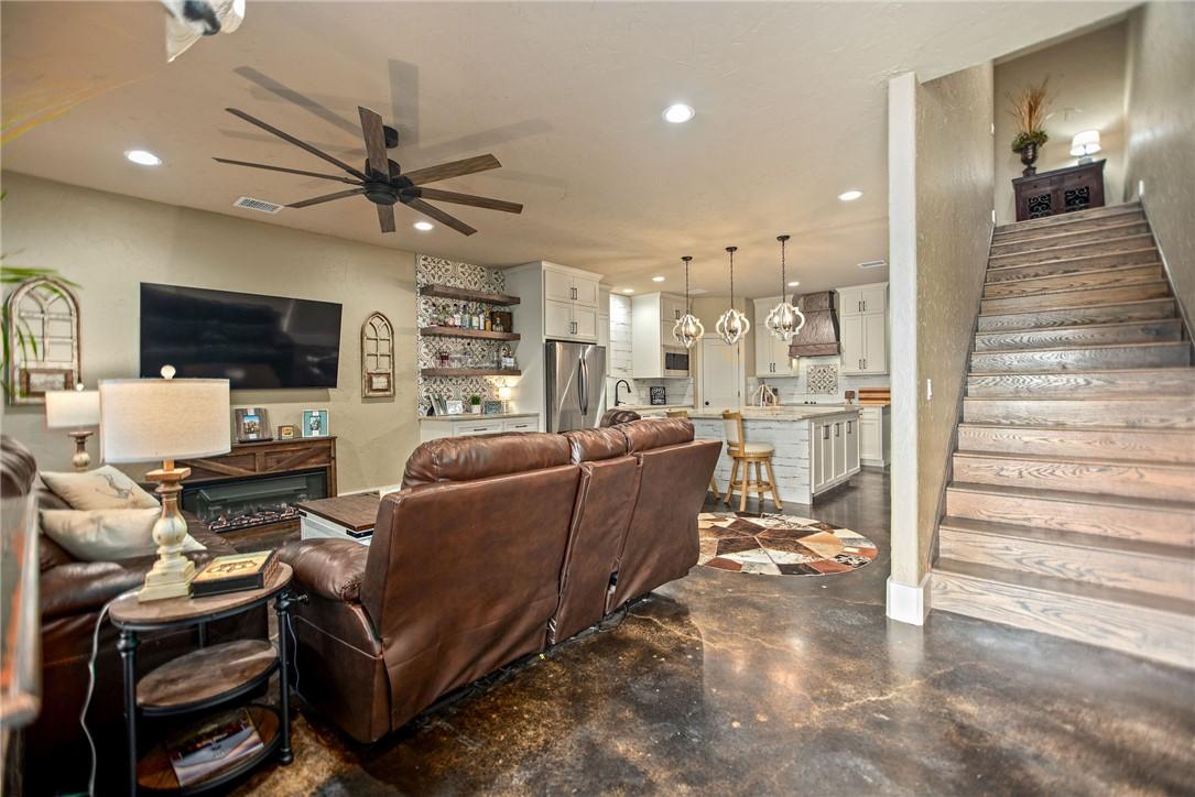Image 3: Family Room open to the Kitchen