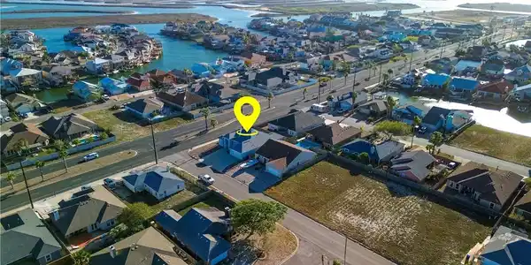Image 4: Overhead view