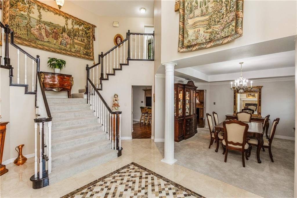 Image 4: Vaulted Ceiling Grand Entry. Formal Dining to the
