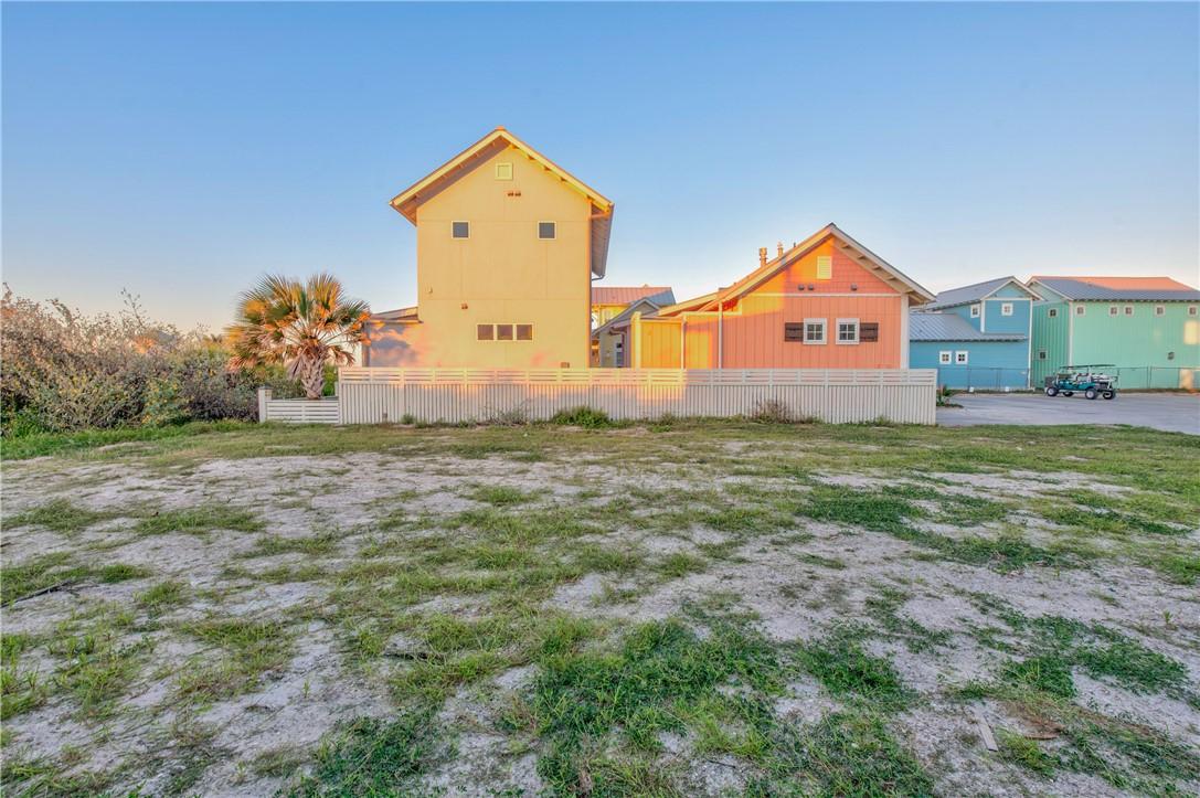 Image 4: Side of lot