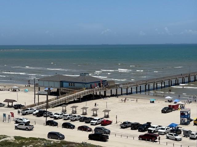 Image 3: View of the pier from balcony