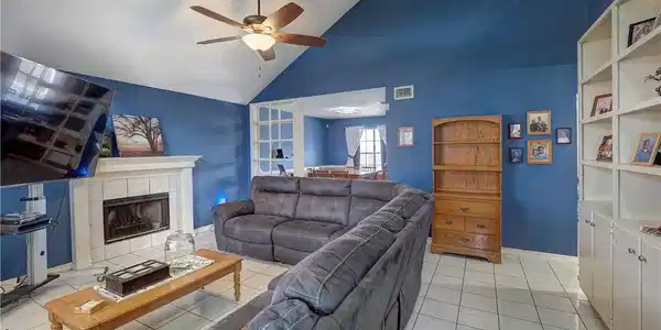 Image 3: Living room with fireplace!