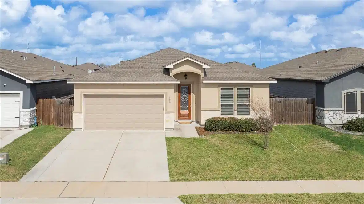 Image 1: Welcome to 7506 Quartz Drive