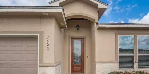 Image 3: Welcome home!