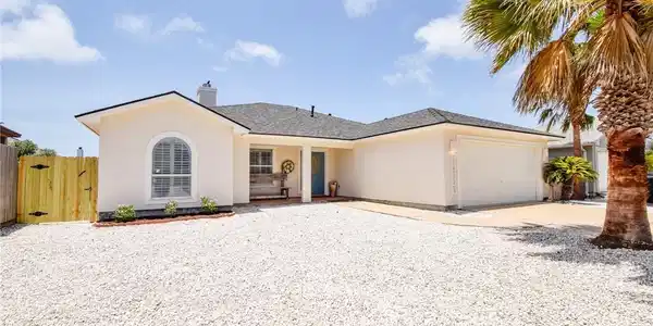 14849 Dasmarinas Drive