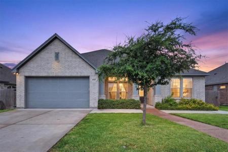 412 Gulfton Drive