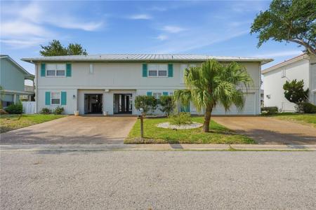 10 Catalina Drive