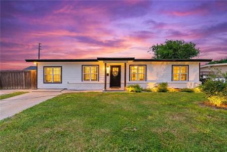 810 Adel Drive