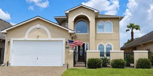 6106 Garden Court