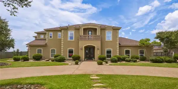6001 King Trail