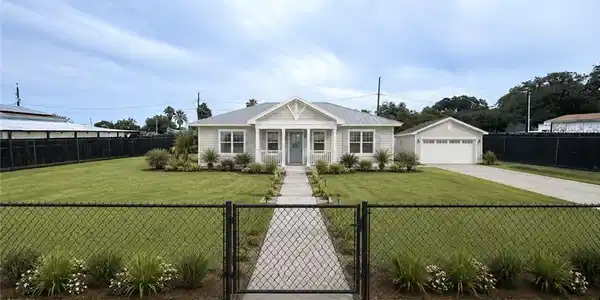 Image 2: VIRTUALLY COMPLETED
with one home
