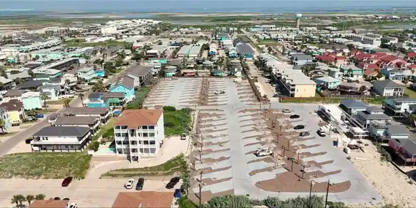 770 Sandcastle Dr, Unit #31 Drive