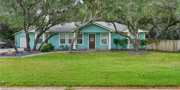 106 El Cid Drive