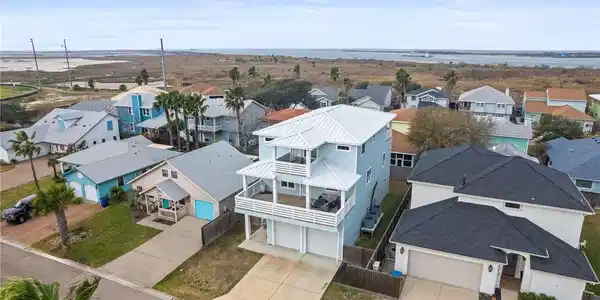 518 Aransas Channel