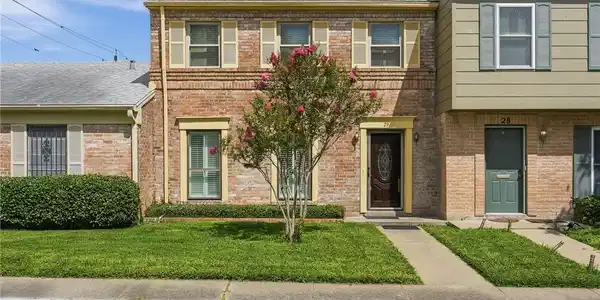 29 Townhouse Lane