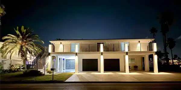 1879 Bay Shore Drive