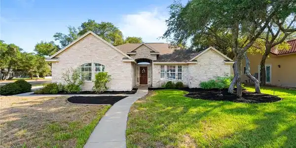 101 Cedar Ridge Drive
