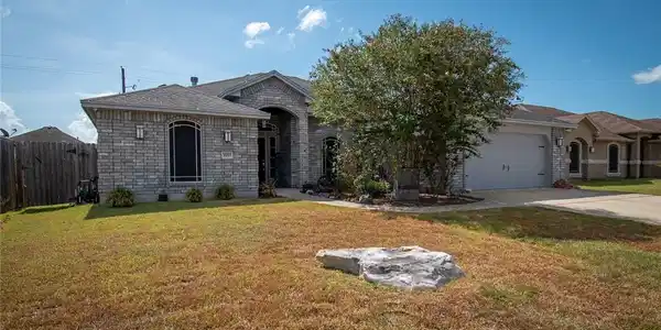 3910 Boomerang Drive