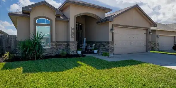 7649 Granite Drive