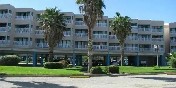 3938 Surfside Boulevard