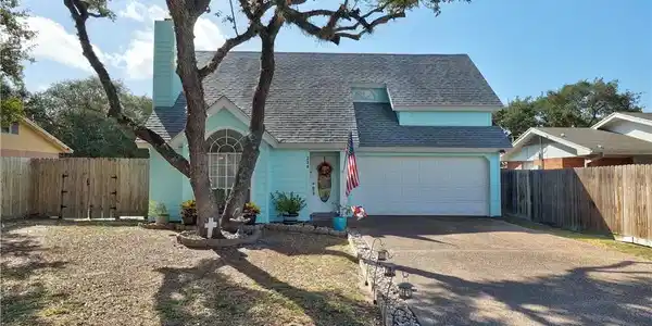 230 Winding Way