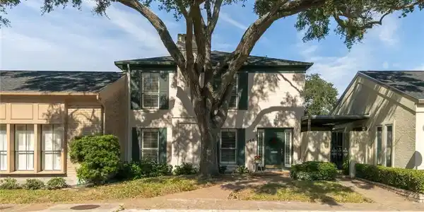 128 LAKE SHORE