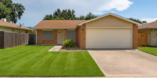 2342 Vialoux Drive