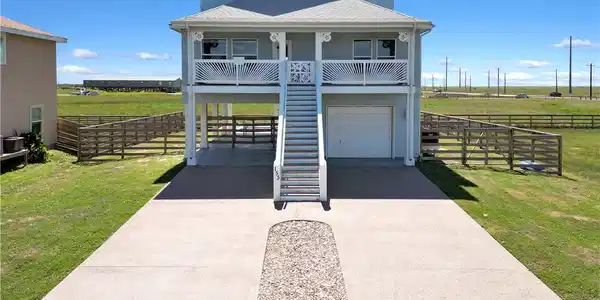153 Beach View