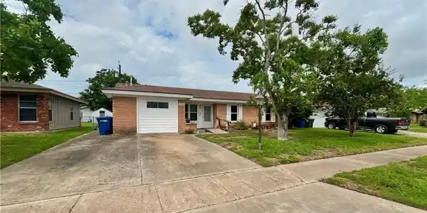 5838 Glen Arbor Drive