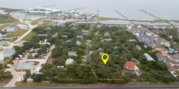 Image 4: Aerial View 2
