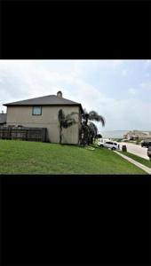 1000 Bluff Drive