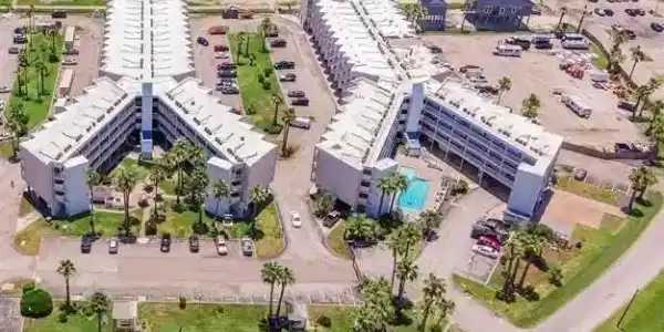 3938 Surfside Boulevard